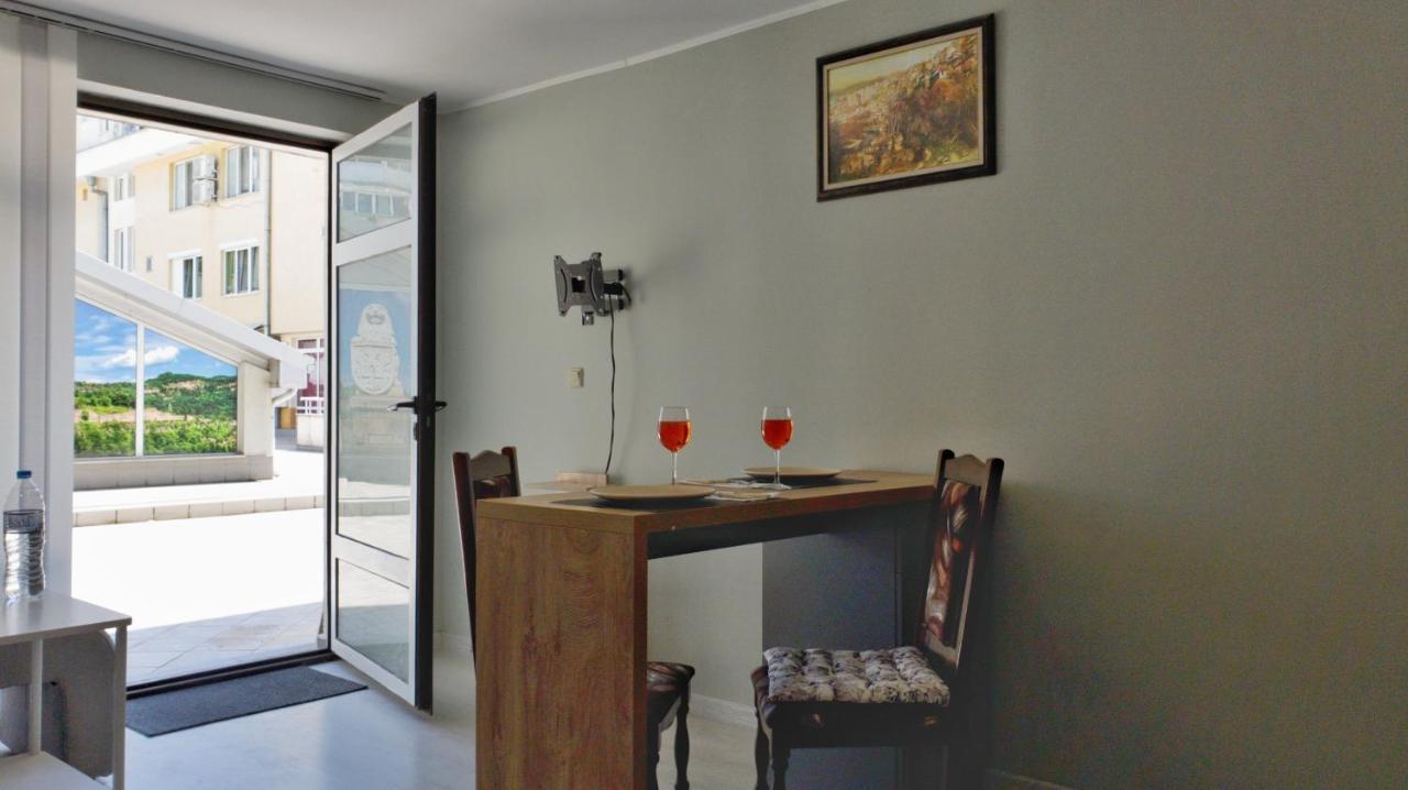 Cozy Studio Near The Park With Huge Verandah. Weliko Tarnowo Exterior foto